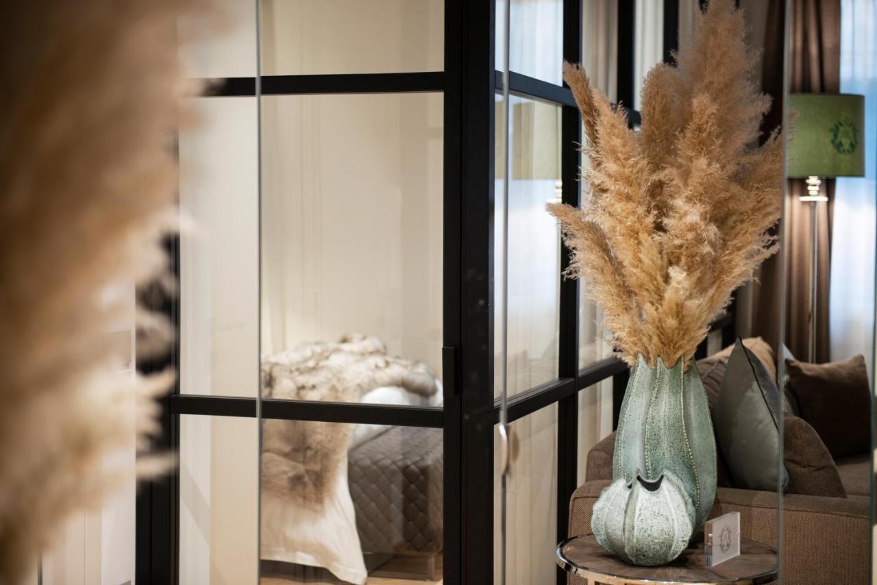 Elegance Room - Aparta & Suite - Automatized Apartment Bassano del Grappa Exterior foto